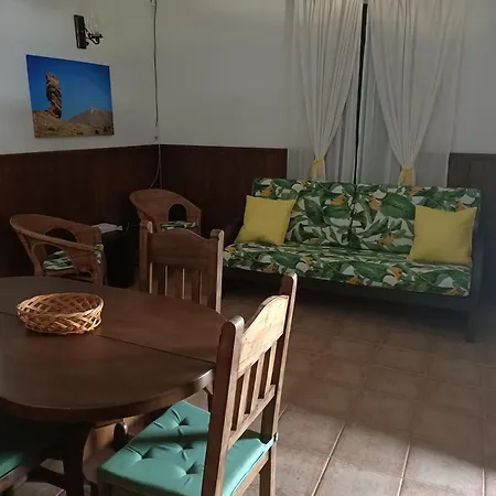 Dom wakacyjny Casa La Sombrera Tenerife *